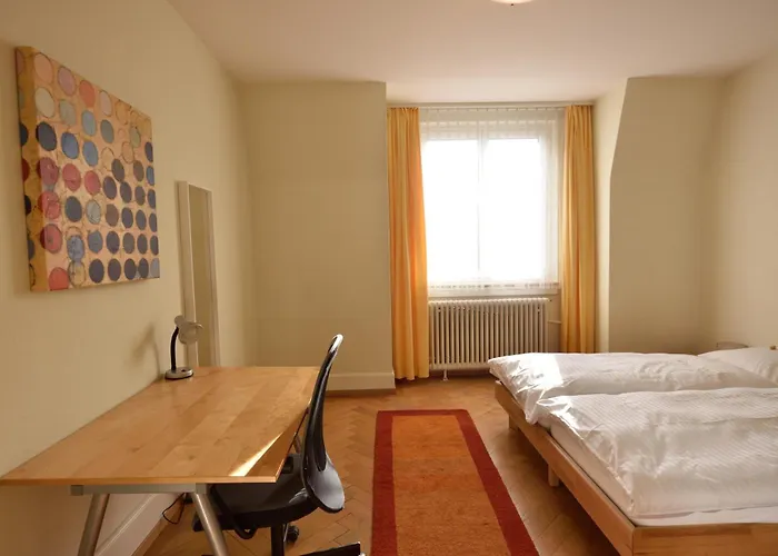 Cosy 2-bedroom Near - Stardust 31 *