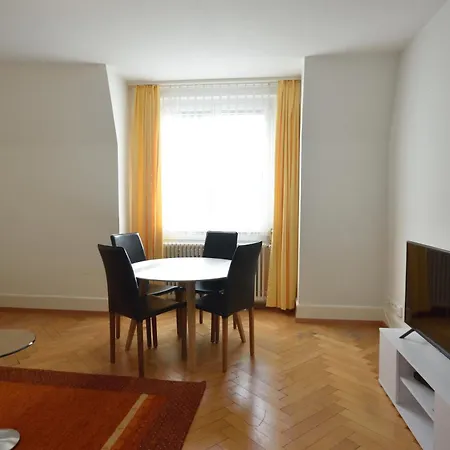 Cosy 2-bedroom Near - Stardust 31 Lejlighed *